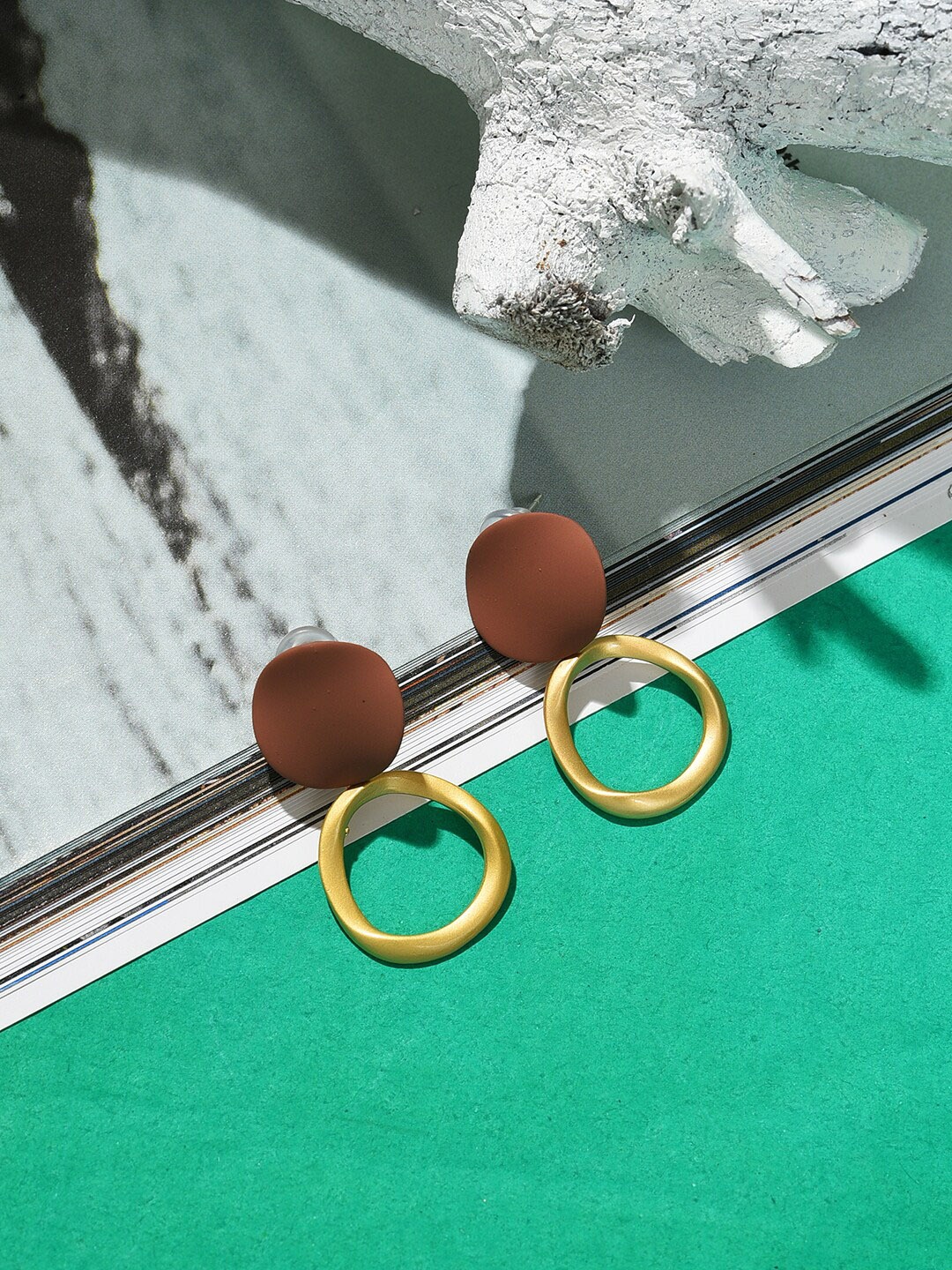 

SOHI Brown Contemporary Studs Earrings