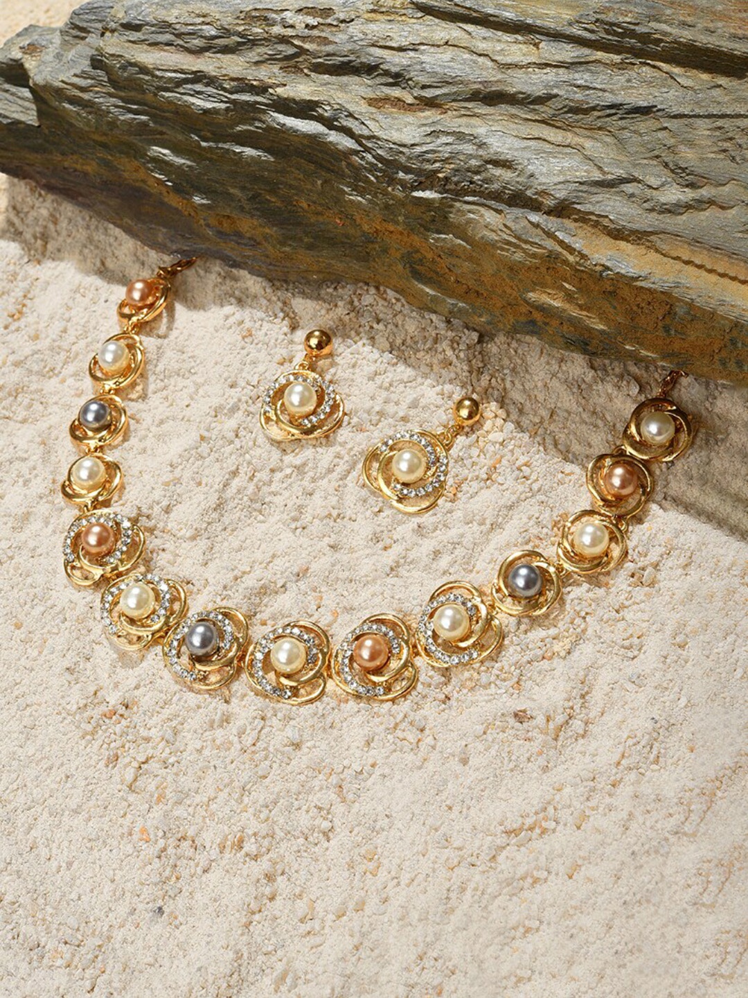

SOHI Gold-Plated White Pearl-Beaded Jewellery Set