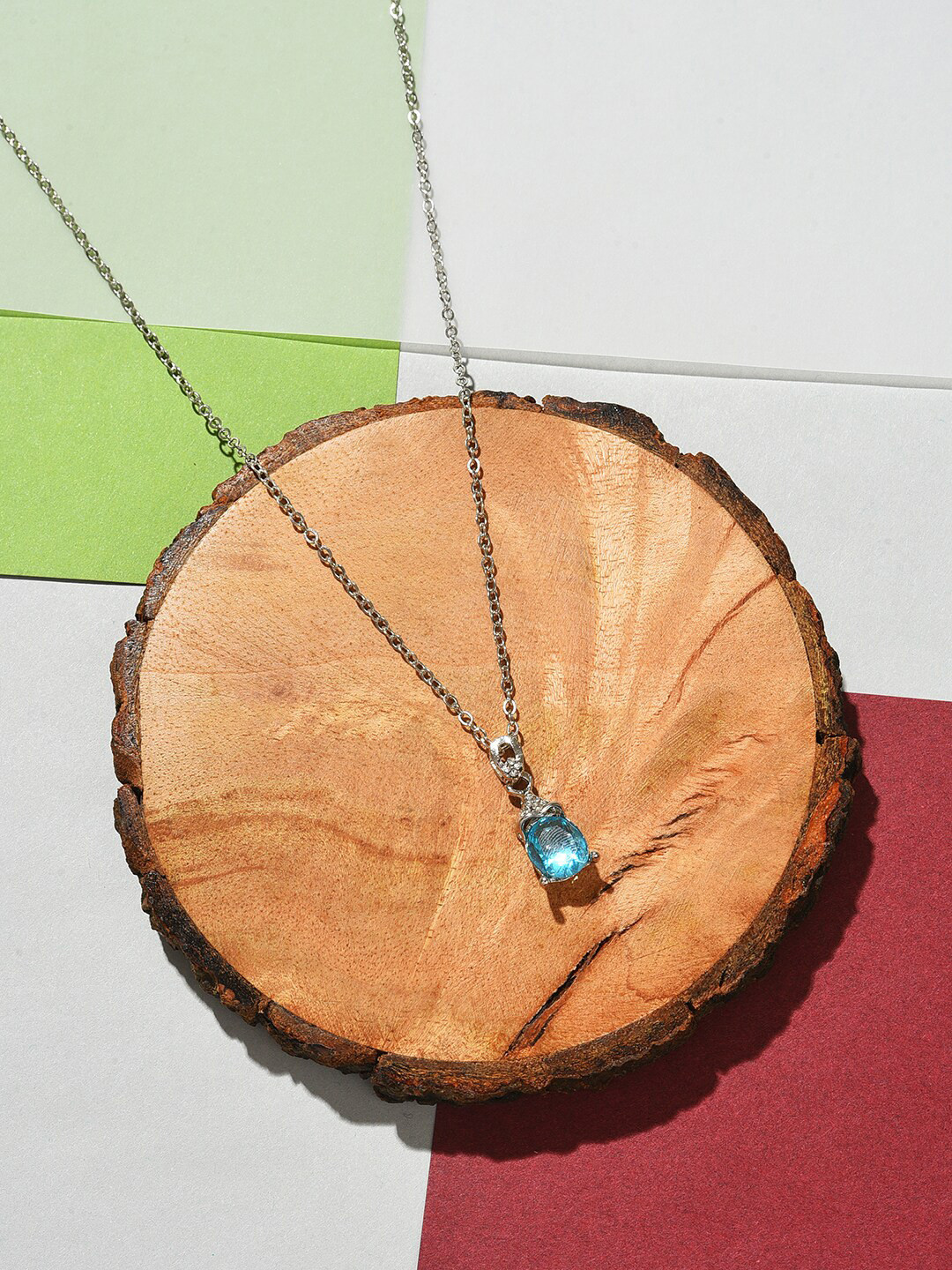 

SOHI Silver-Toned & Blue Silver-Plated Chain