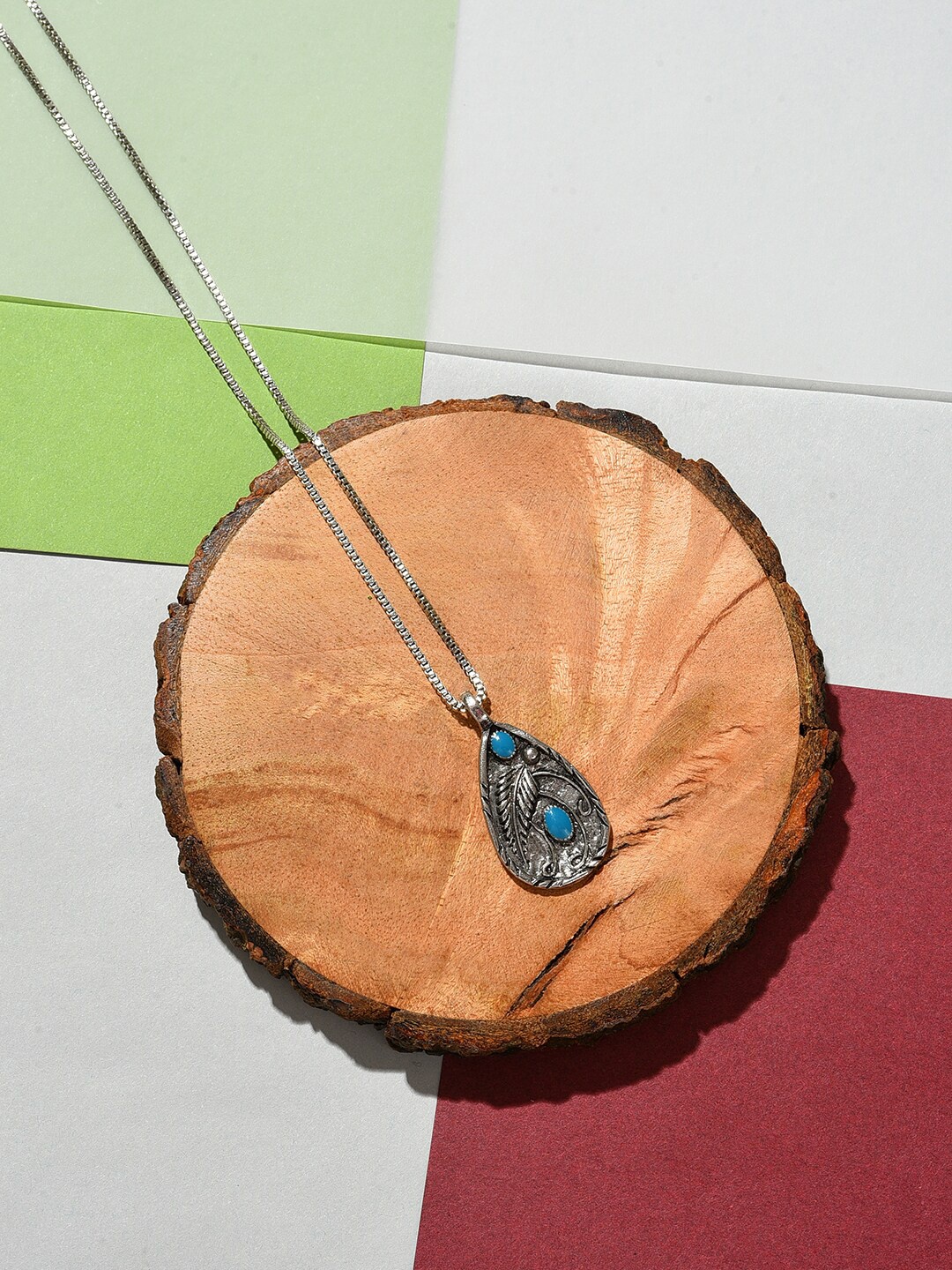 

SOHI Silver-Toned & Blue Silver-Plated Chain