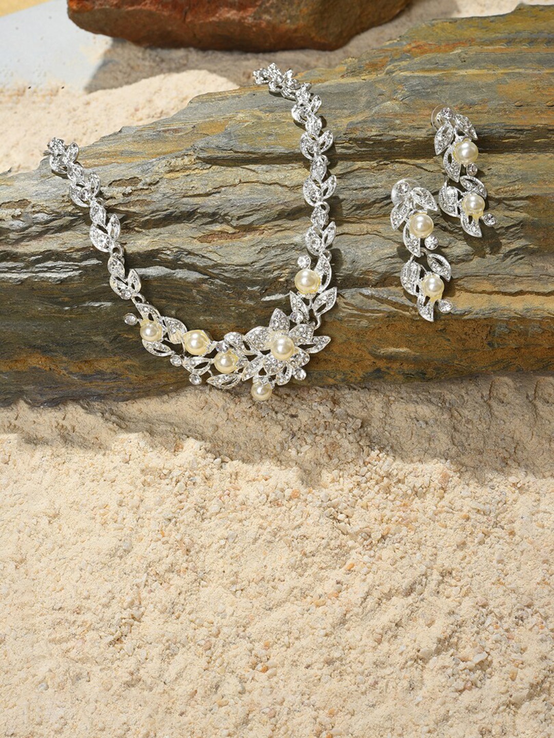 

SOHI Silver-Plated White Stone-Studded Jewellery Set