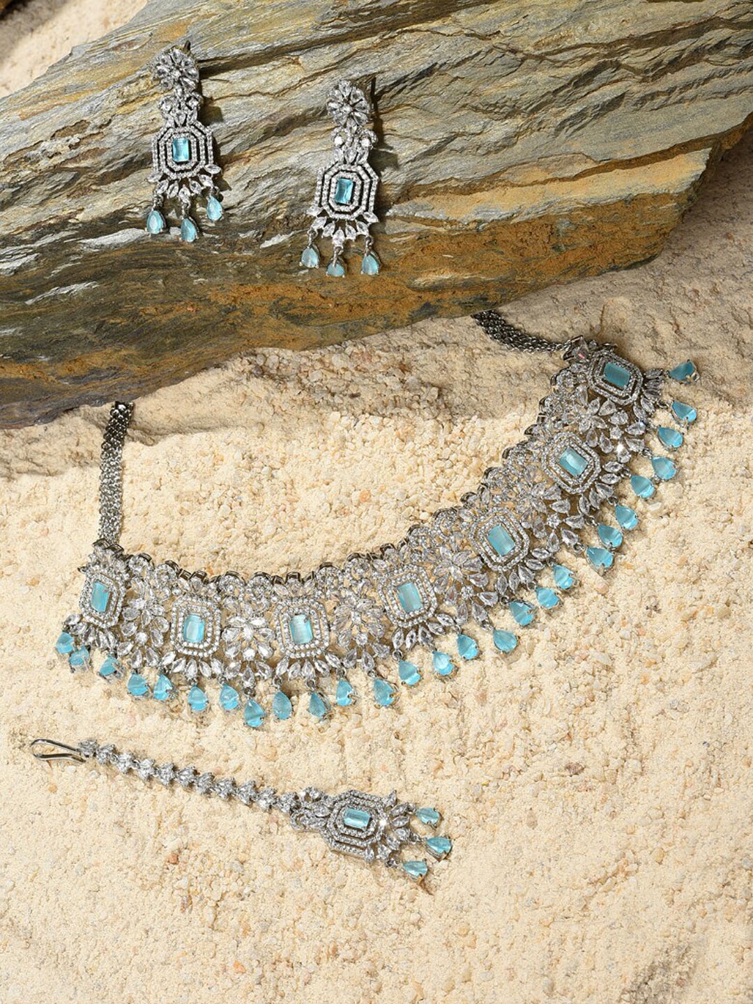 

SOHI Silver-Plated & Blue Stone-Studded Jewellery Set