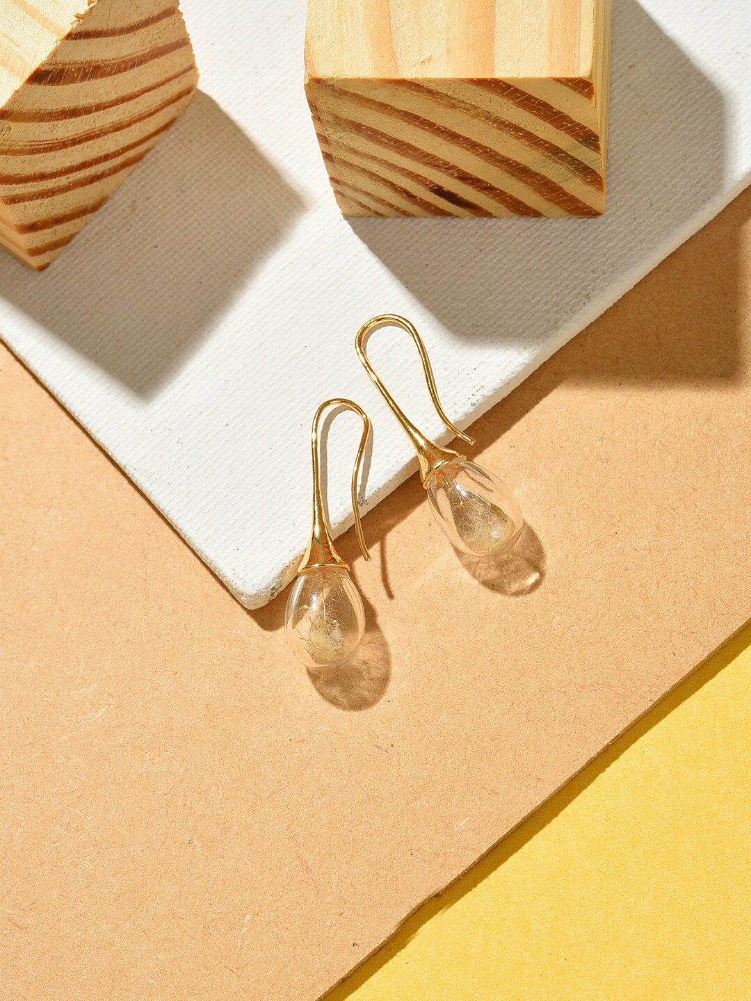 

SOHI Gold-Toned Contemporary Drop Earrings