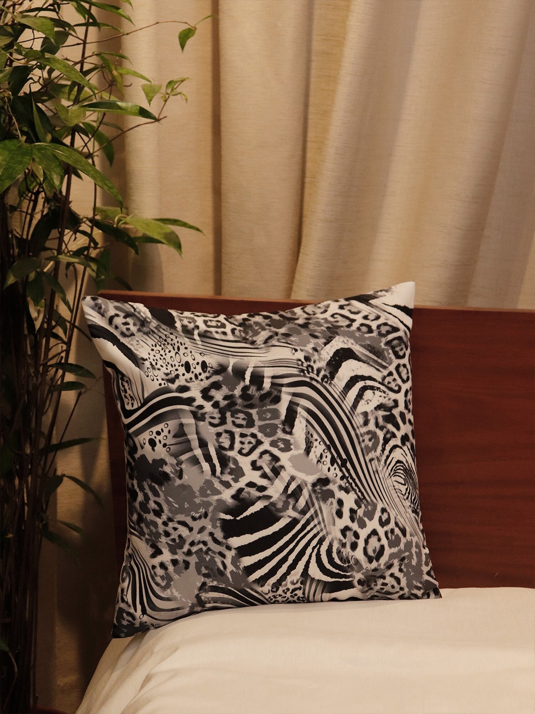 

ZEBA Beige & Black Abstract Square Cushion Covers