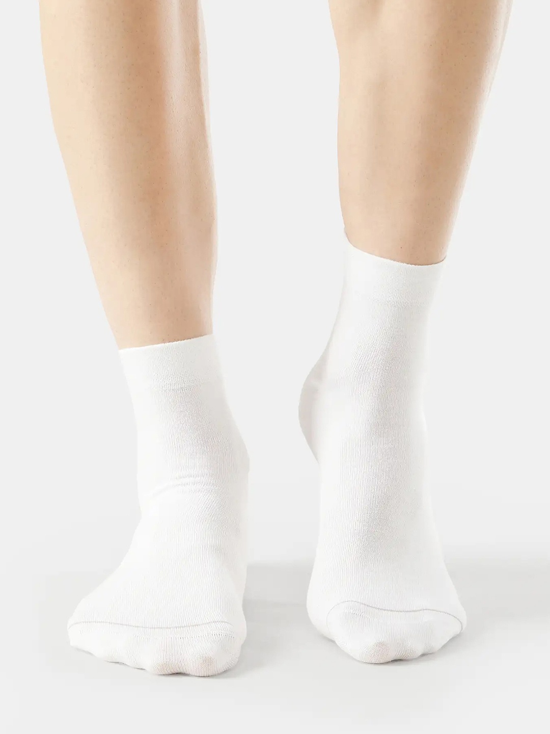 

Jockey Modal Cotton Stretch Ankle Length Socks with StayFresh Treatment-7396, White