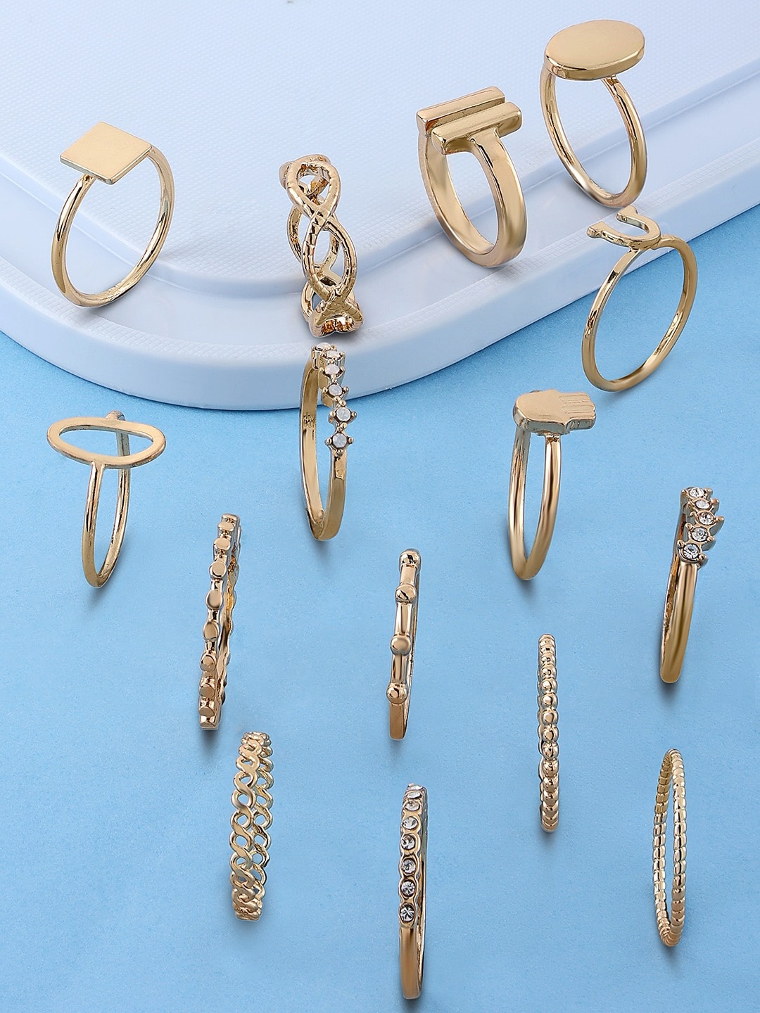 

Ami Set of 15 Gold-Toned Contemporary Rings