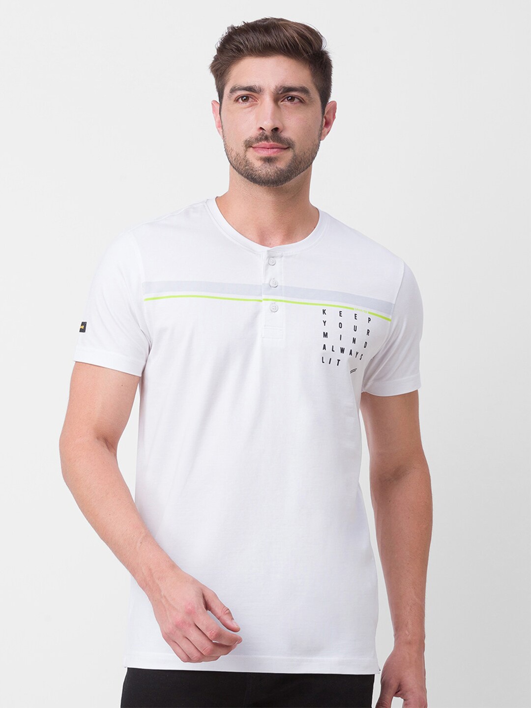 

SPYKAR Men White Colourblocked Henley Neck Slim Fit T-shirt