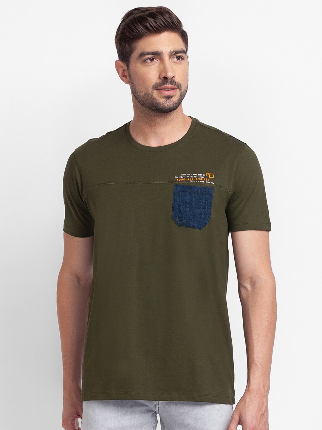 

SPYKAR Men Green Slim Fit T-shirt