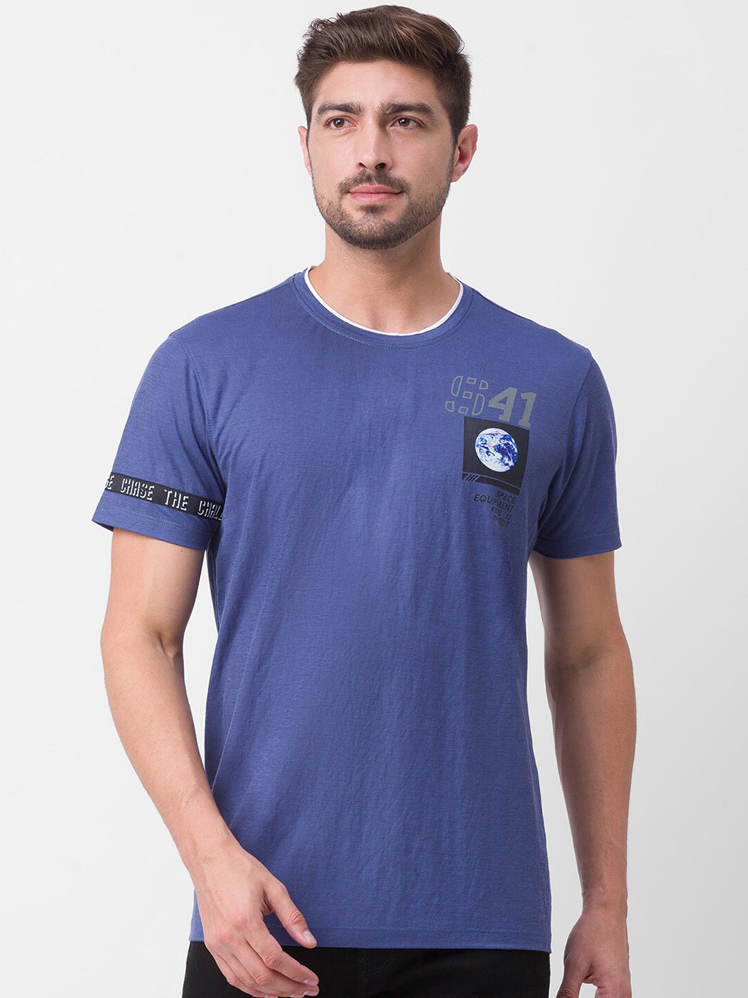 

SPYKAR Men Blue & deep ultramarine Applique Slim Fit T-shirt
