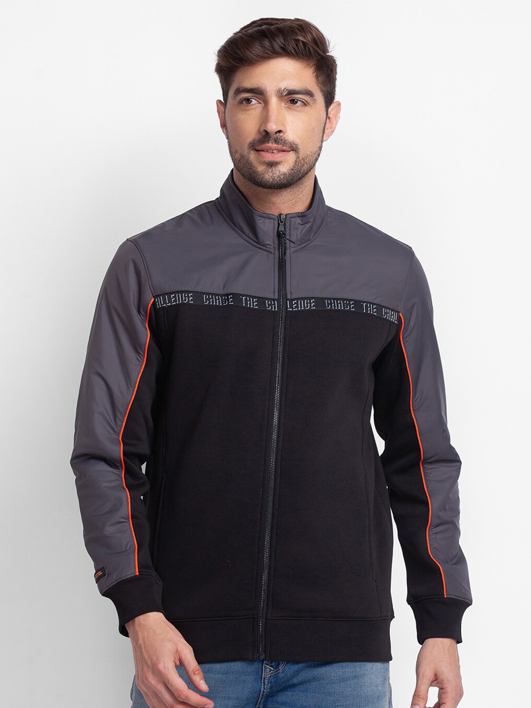 

SPYKAR Men Black Colourblocked Sweatshirt