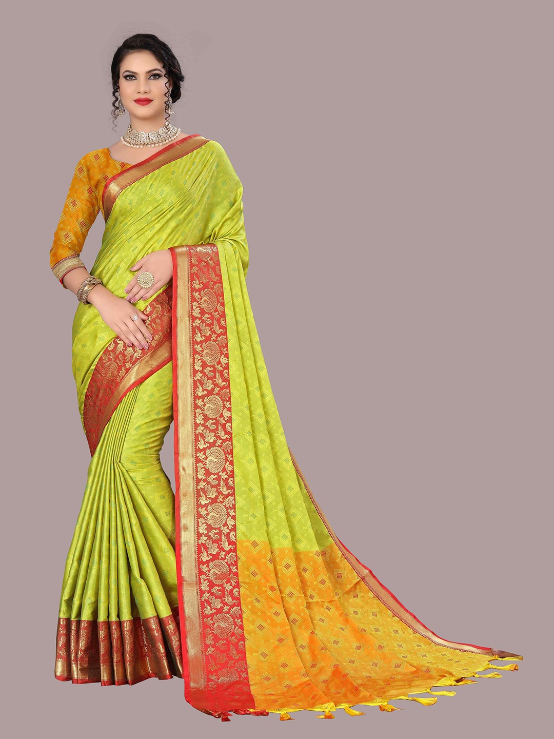 

Mizzific Red & Green Woven Design Zari Silk Cotton Kanjeevaram Saree