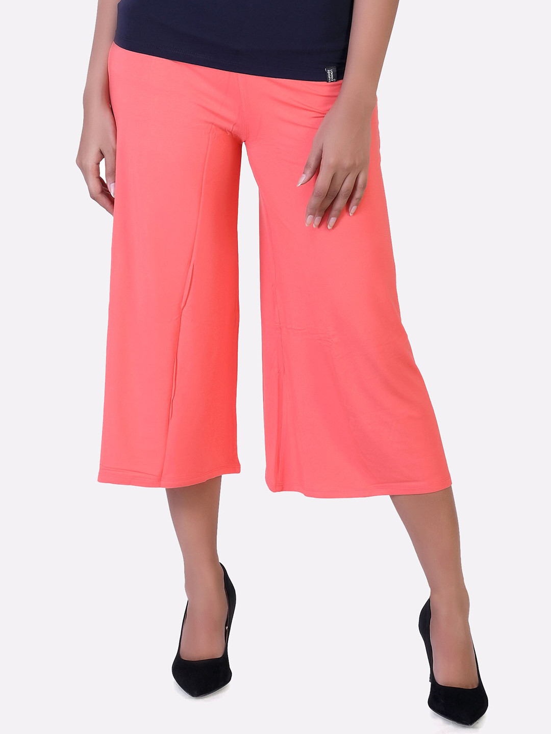 

LAASA SPORTS Women Red Knitted Cropped Palazzos