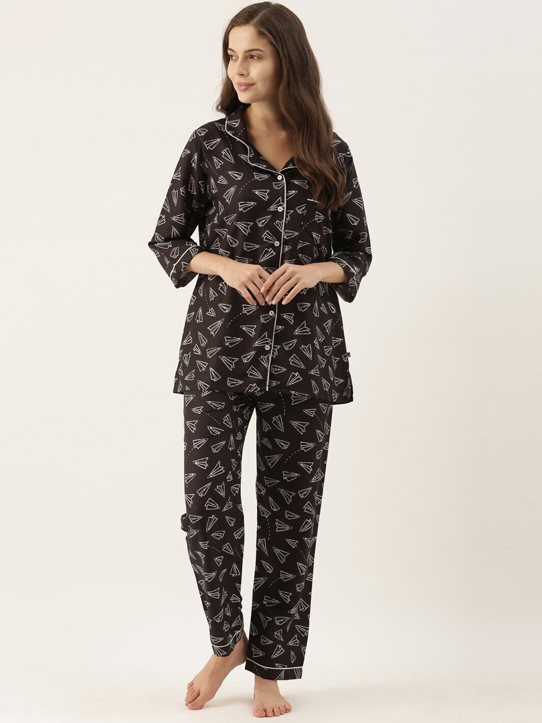 

Bannos Swagger Women Black & White Printed Night suit
