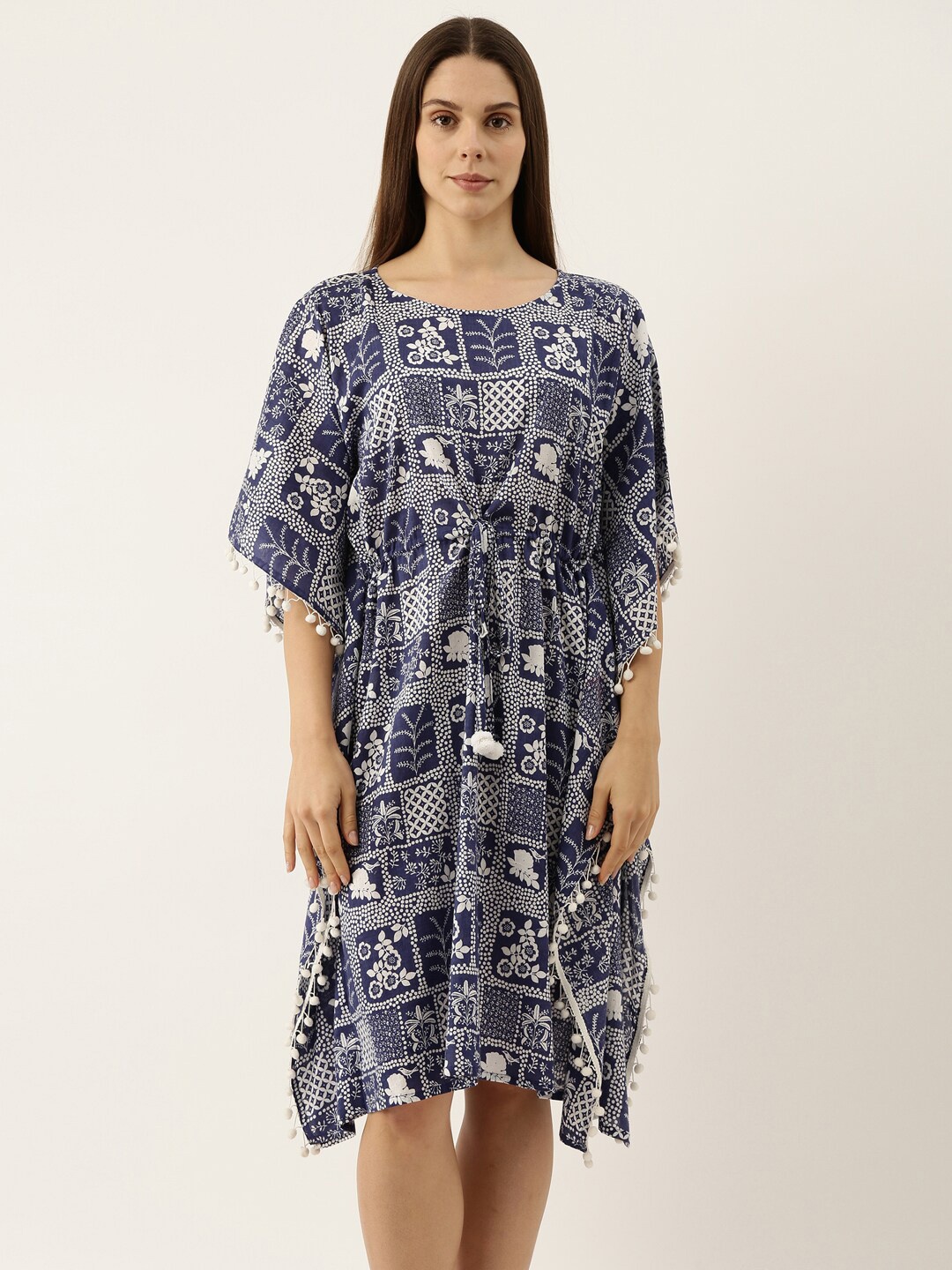 

Bannos Swagger Blue Printed Nightdress