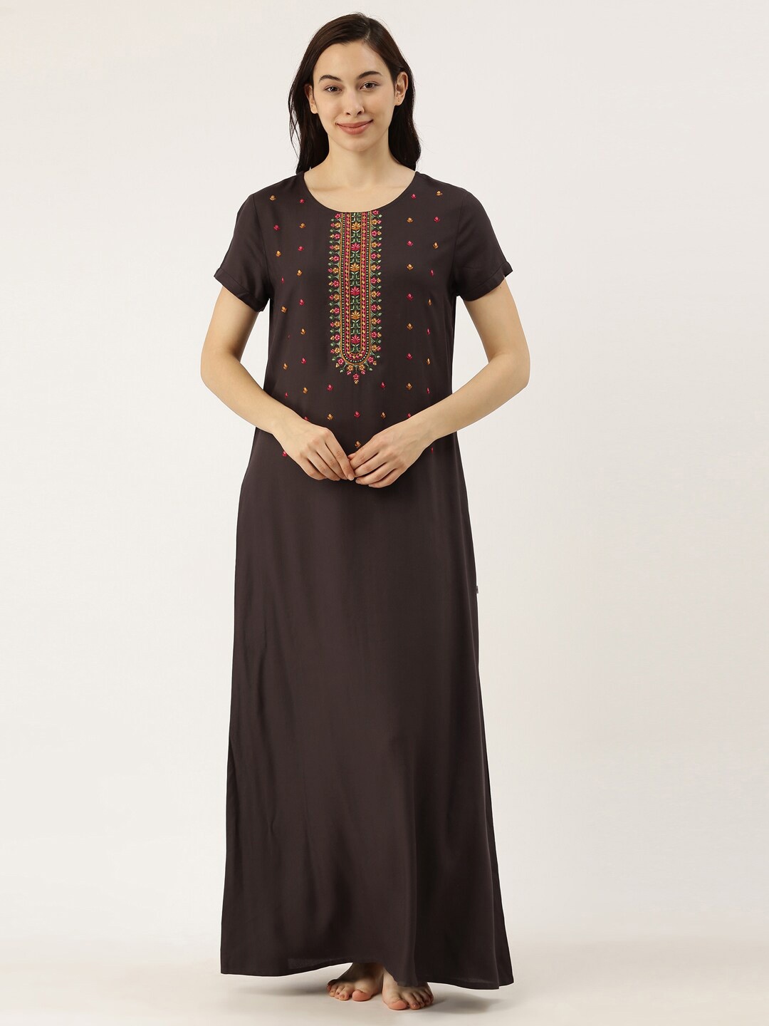 

Bannos Swagger Brown Printed Maxi Nightdress
