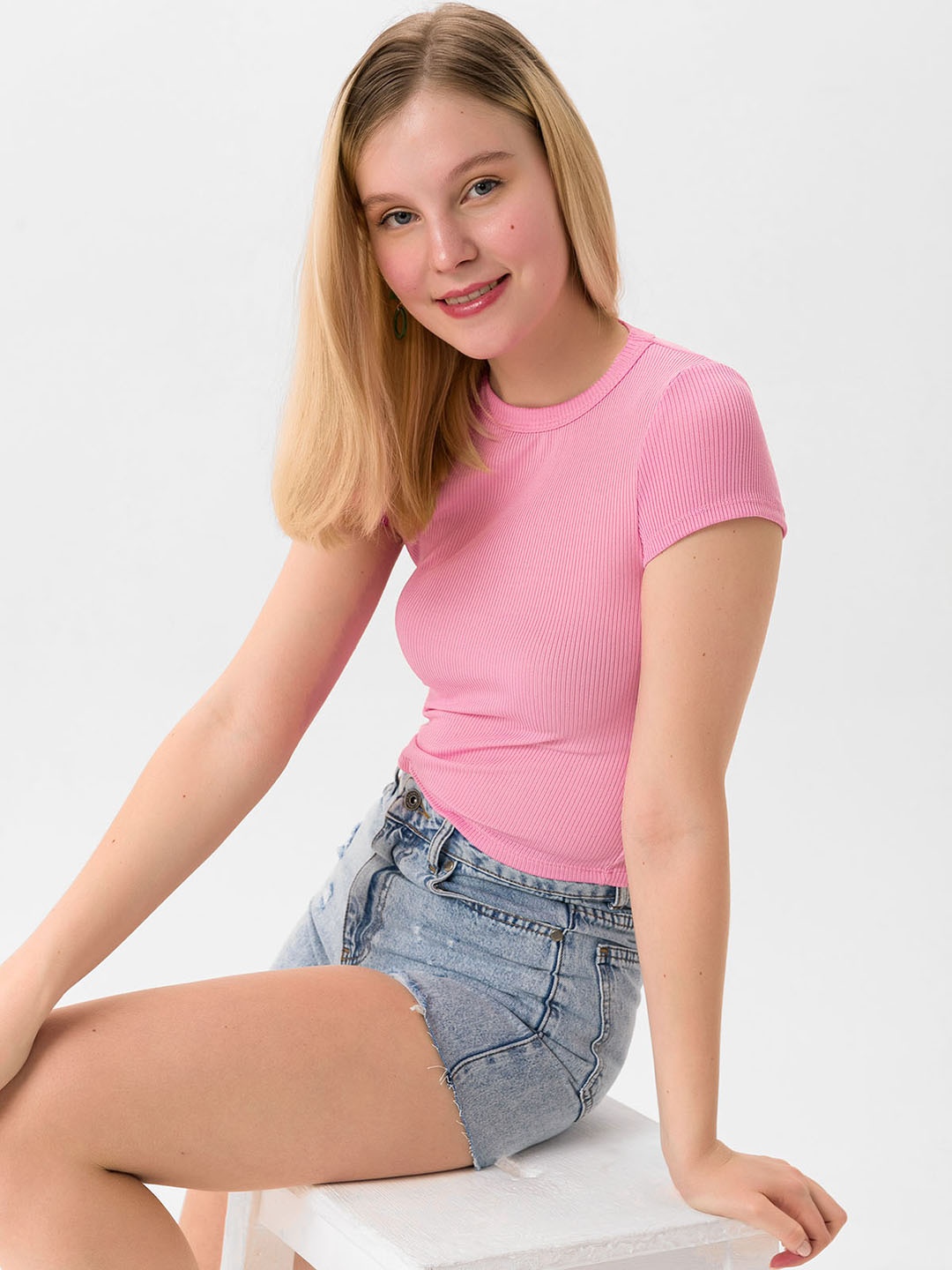 

busem Women Pink Solid Ribbed T-shirt