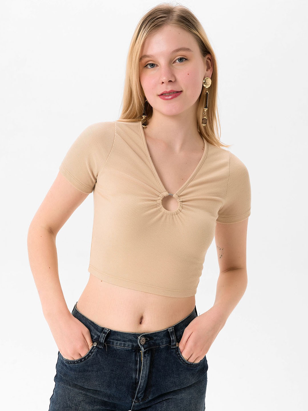 

busem Beige Pure Cotton Solid Ribbed Fitted Crop Top