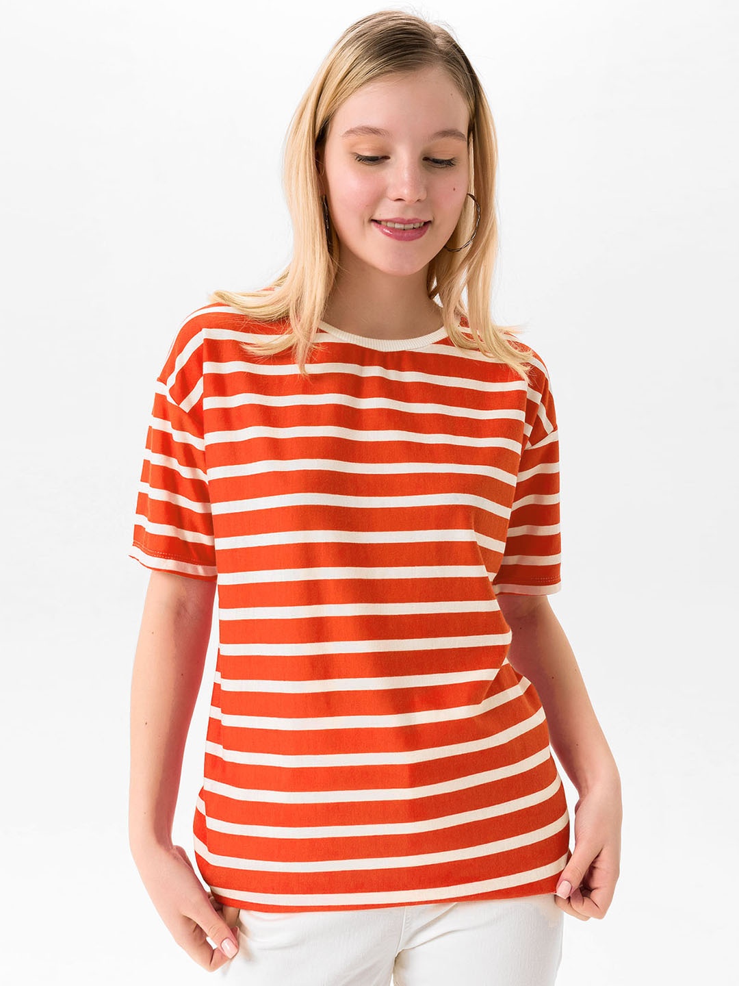 

busem Women Orange & White Striped Drop-Shoulder Sleeves T-shirt