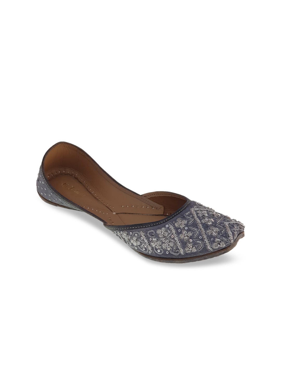 

Fulkari Women Grey Embellished Ethnic Mojaris Flats