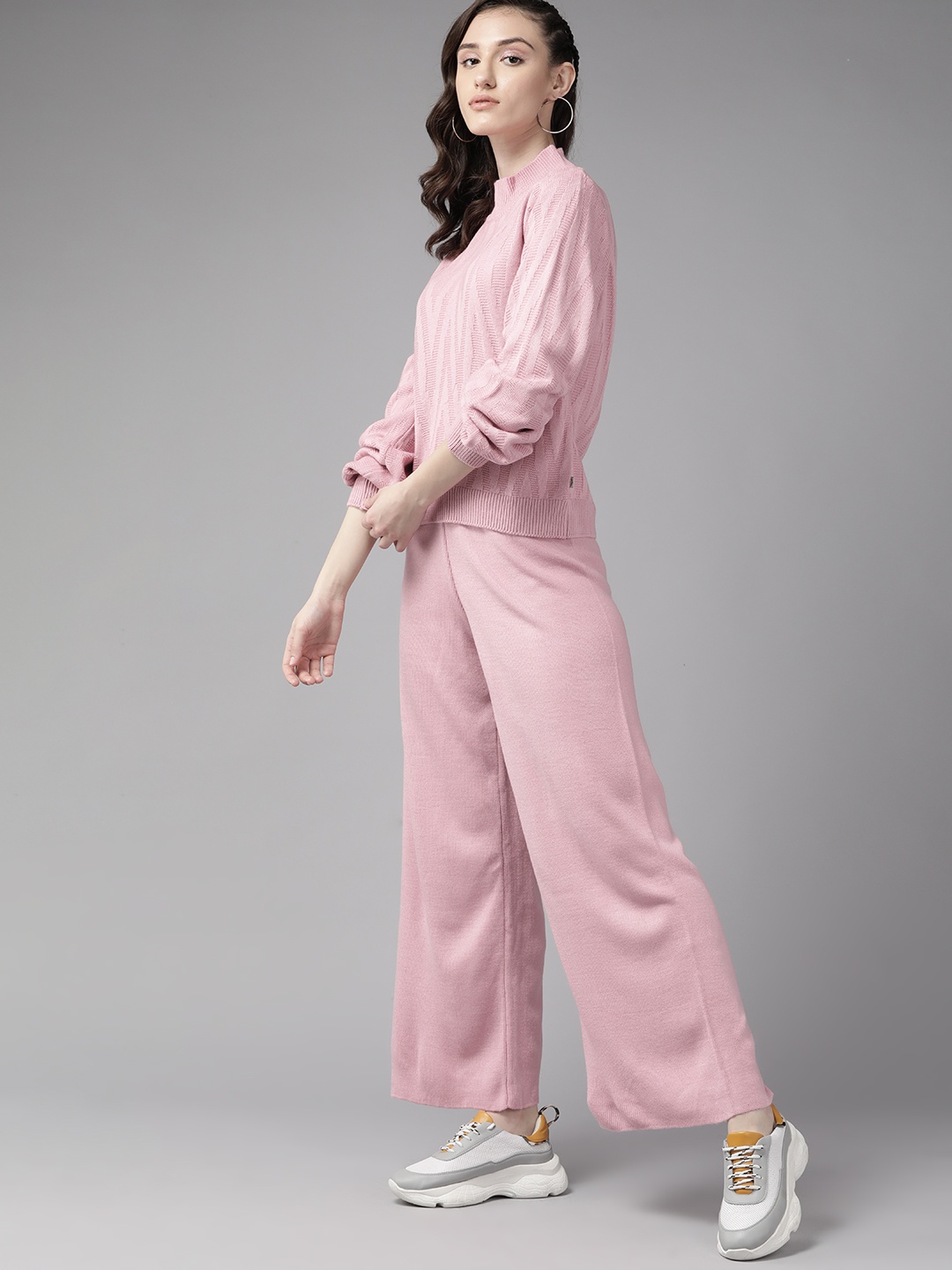 

The Roadster Lifestyle Co. Women Pink Co-ords