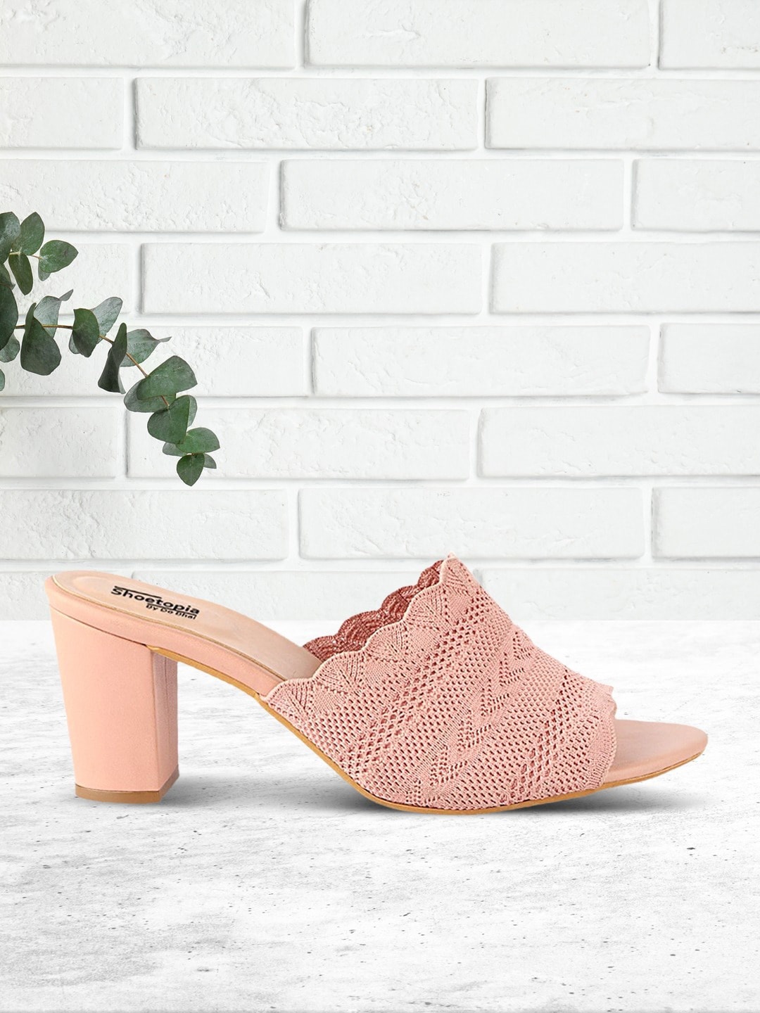 

Shoetopia Pink Block Mules