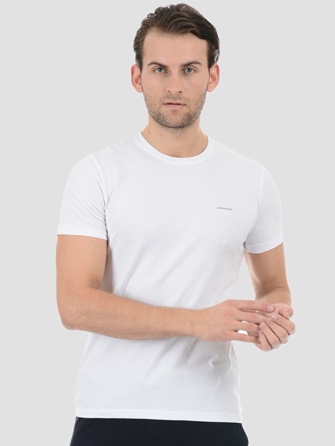 

LONDON FOG Men White T-shirt