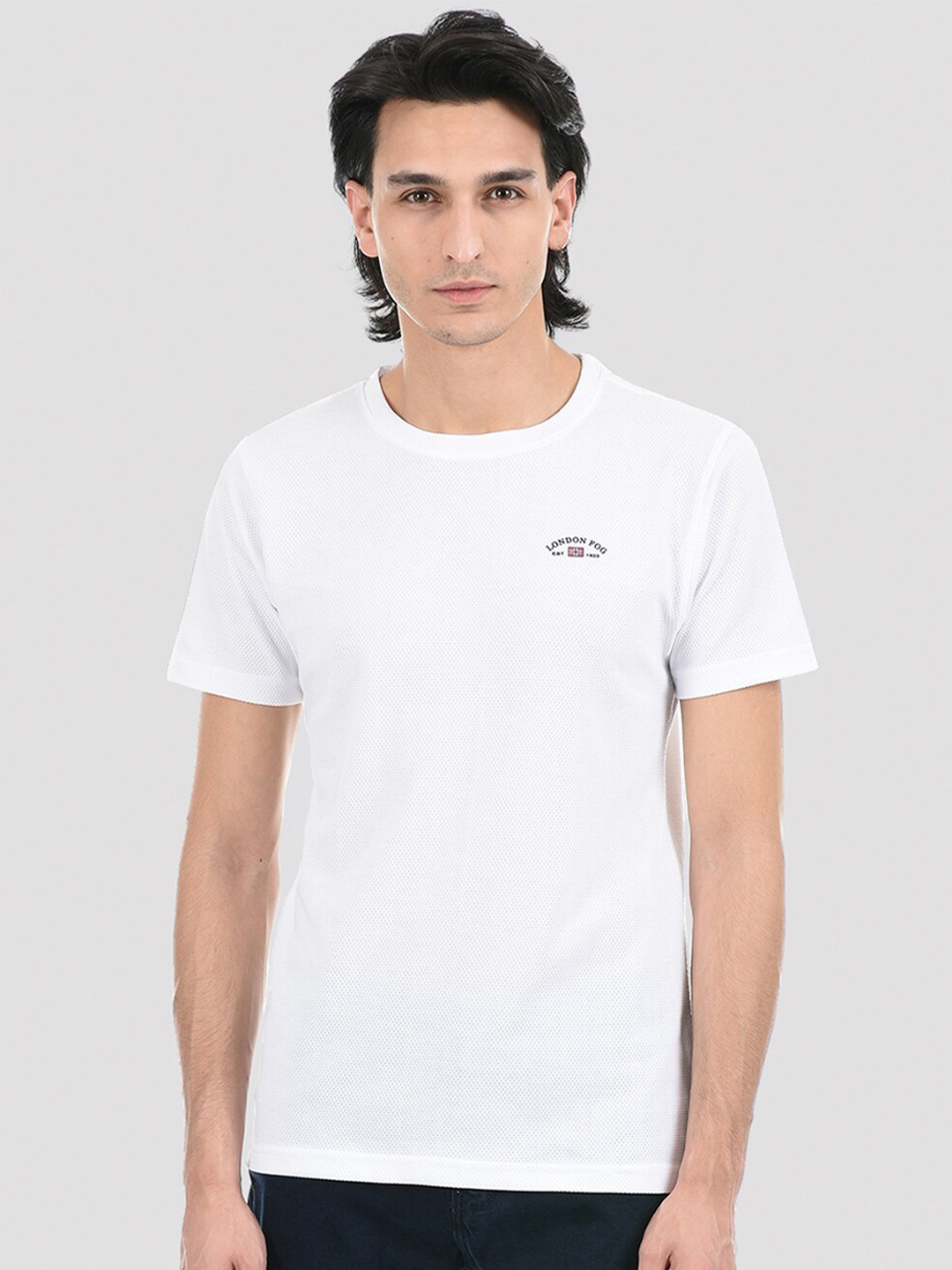 

LONDON FOG Men White Applique T-shirt