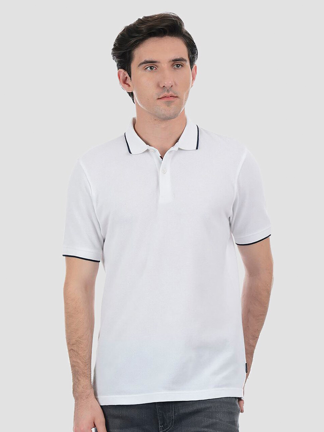 

LONDON FOG Men White V-Neck T-shirt