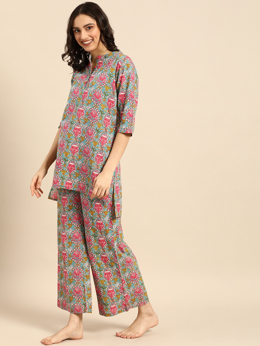 

Clt s Women Blue & Pink Pure Cotton Ethnic Motifs Printed Pyjama Set