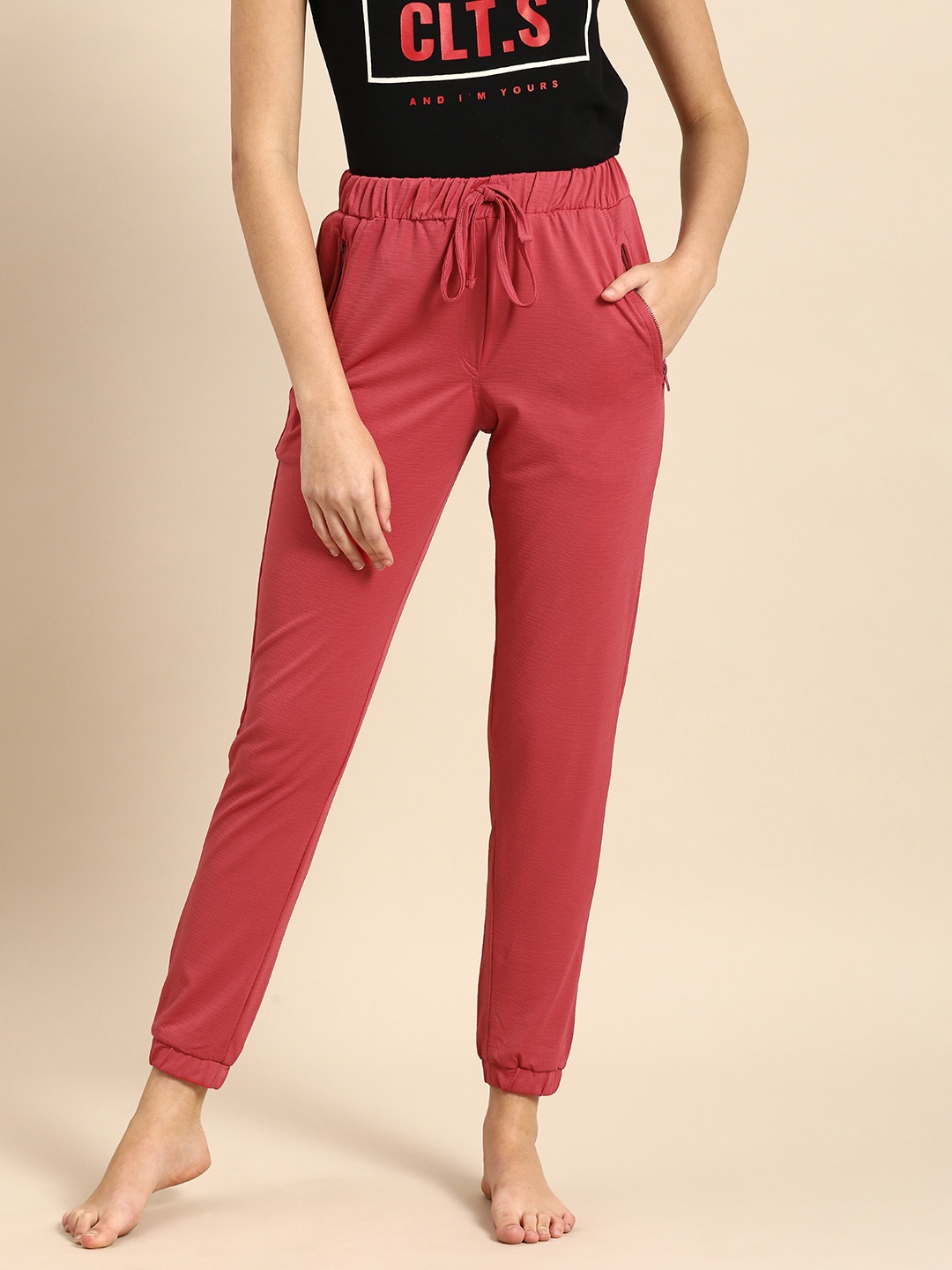 

Clt.s Women Coral Red Solid Slim Fit Joggers