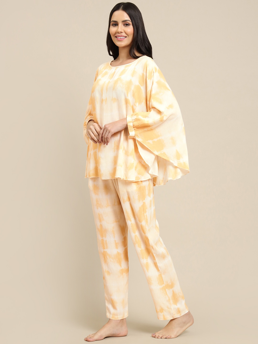 

Clt.s Women Off-White & Yellow Printed Swim Set