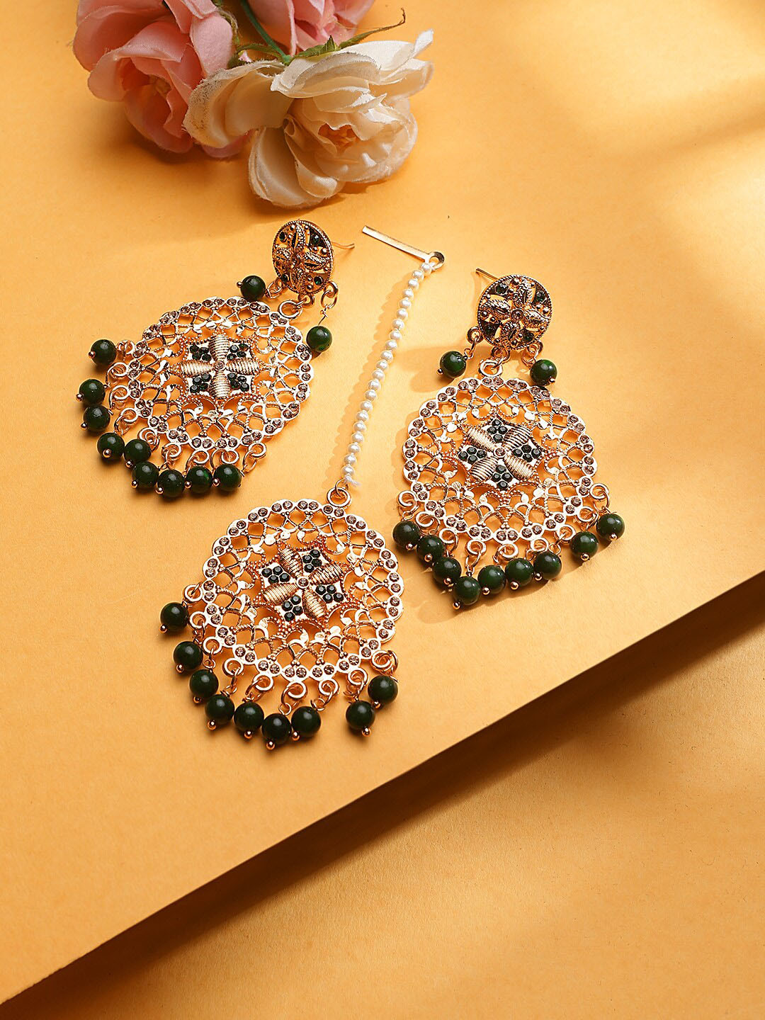 

STEORRA JEWELS Green Contemporary Chandbalis Earrings