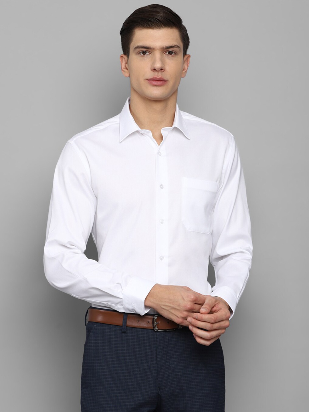 

Louis Philippe Men White Slim Fit Formal Shirt