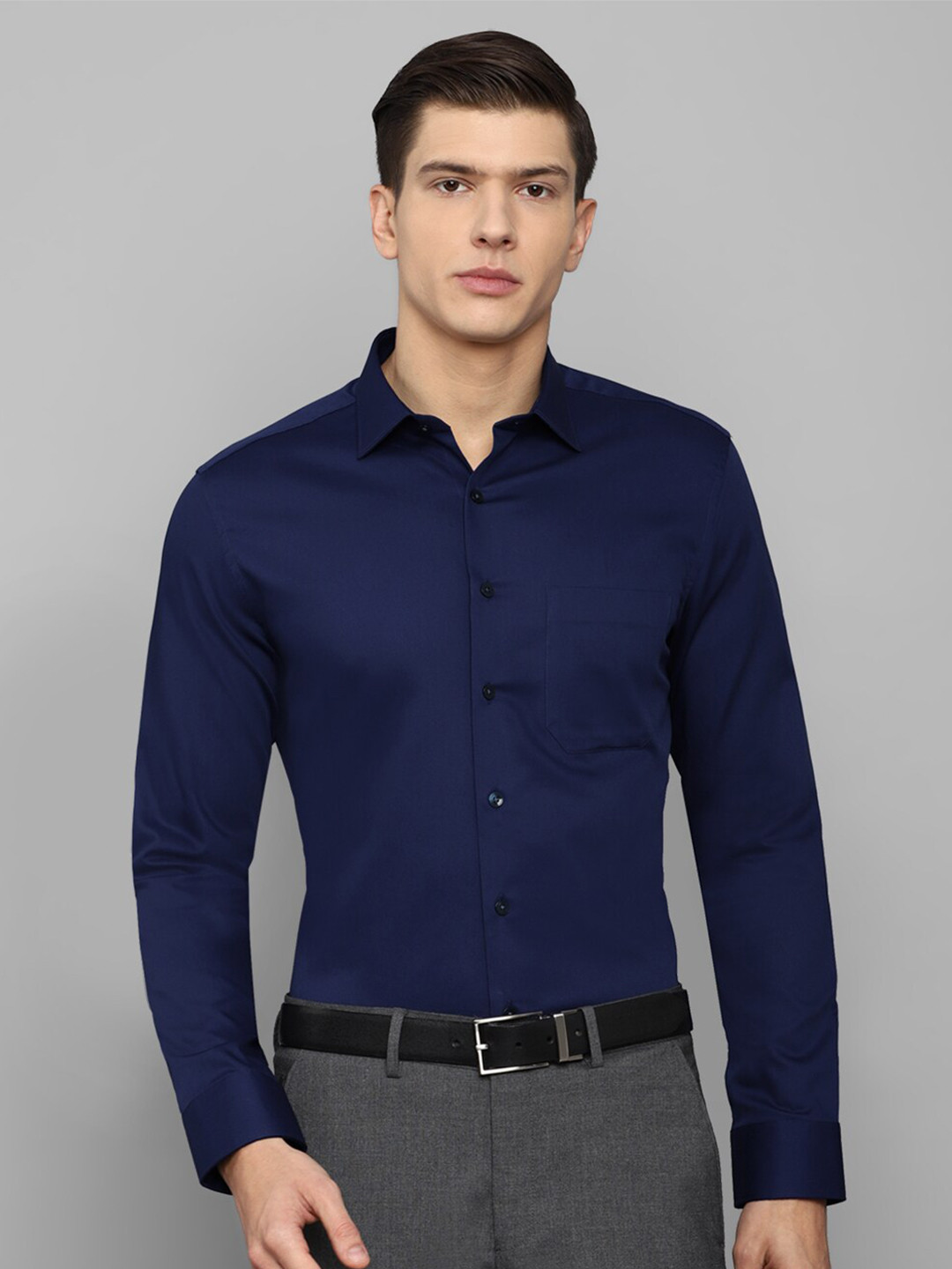 

Louis Philippe Men Navy Blue Slim Fit Formal Shirt