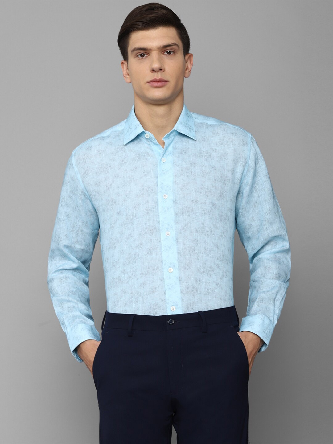 

Luxure by Louis Philippe Men Blue Floral Printed Formal Shirt