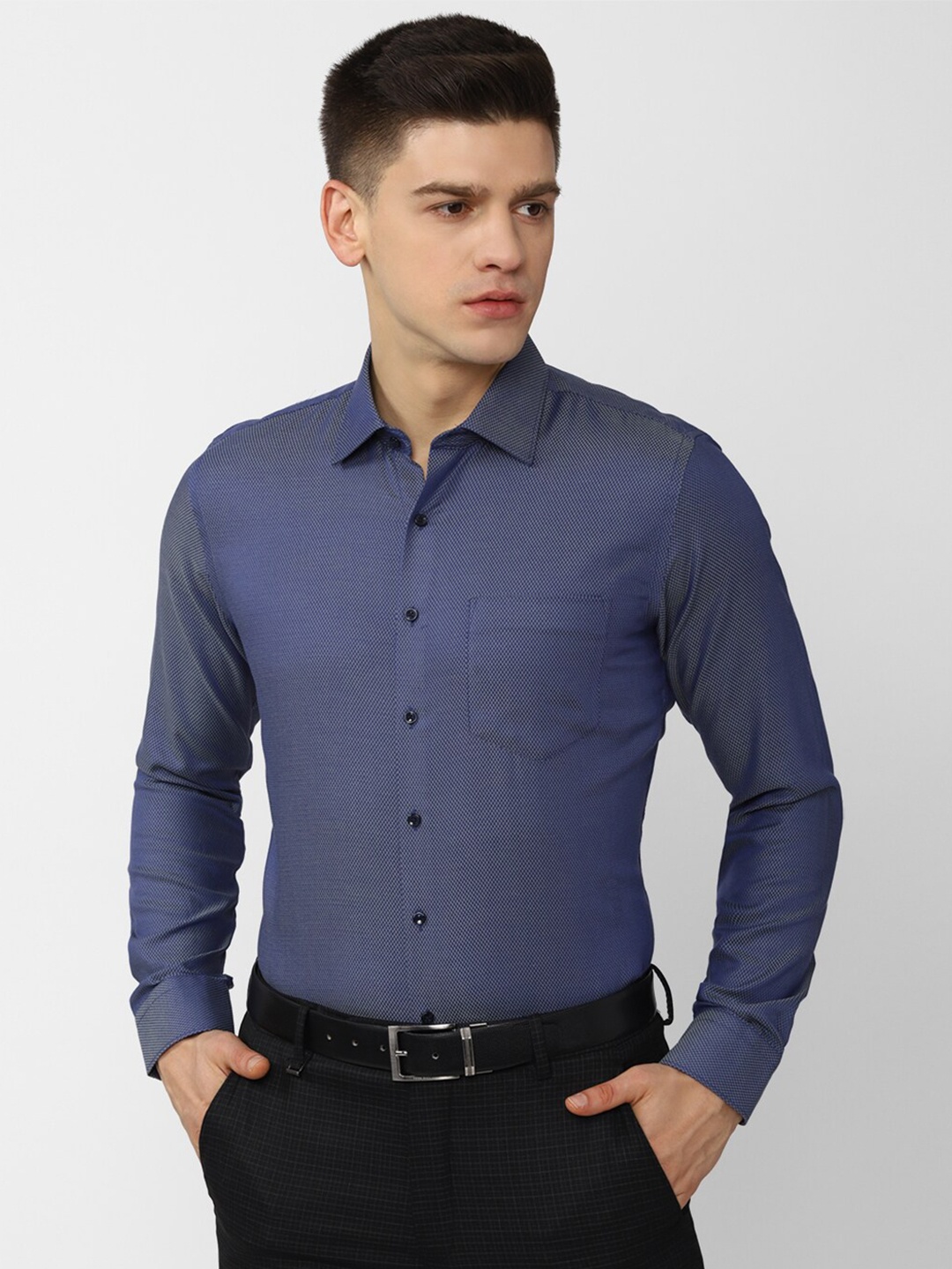 

Van Heusen Men Blue Slim Fit Formal Shirt