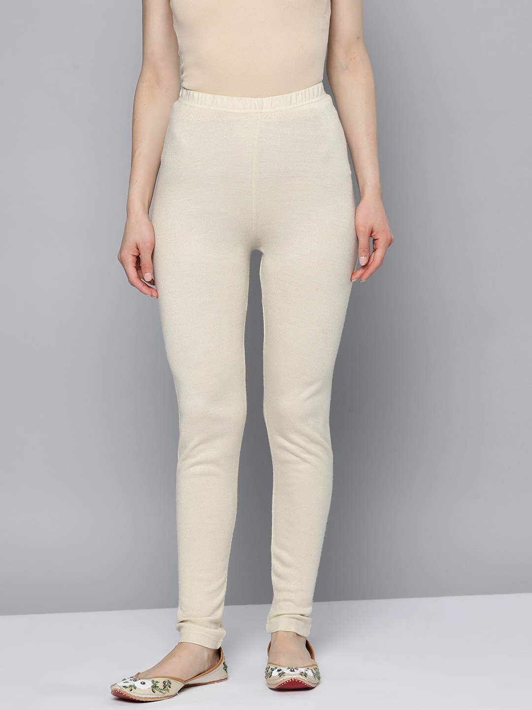 

HERE&NOW Women Cream-Coloured Solid Winter Leggings
