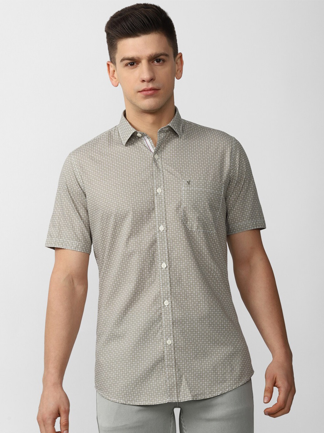 

Van Heusen Sport Men Olive Green Slim Fit Printed Casual Shirt