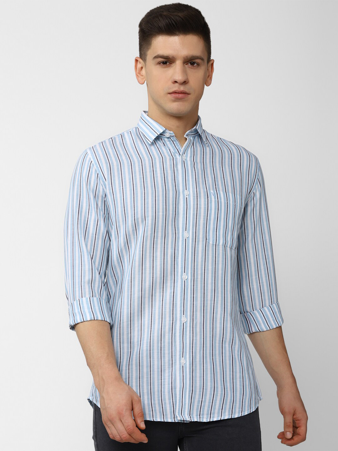 

Van Heusen Sport Men Blue Slim Fit Striped Casual Shirt