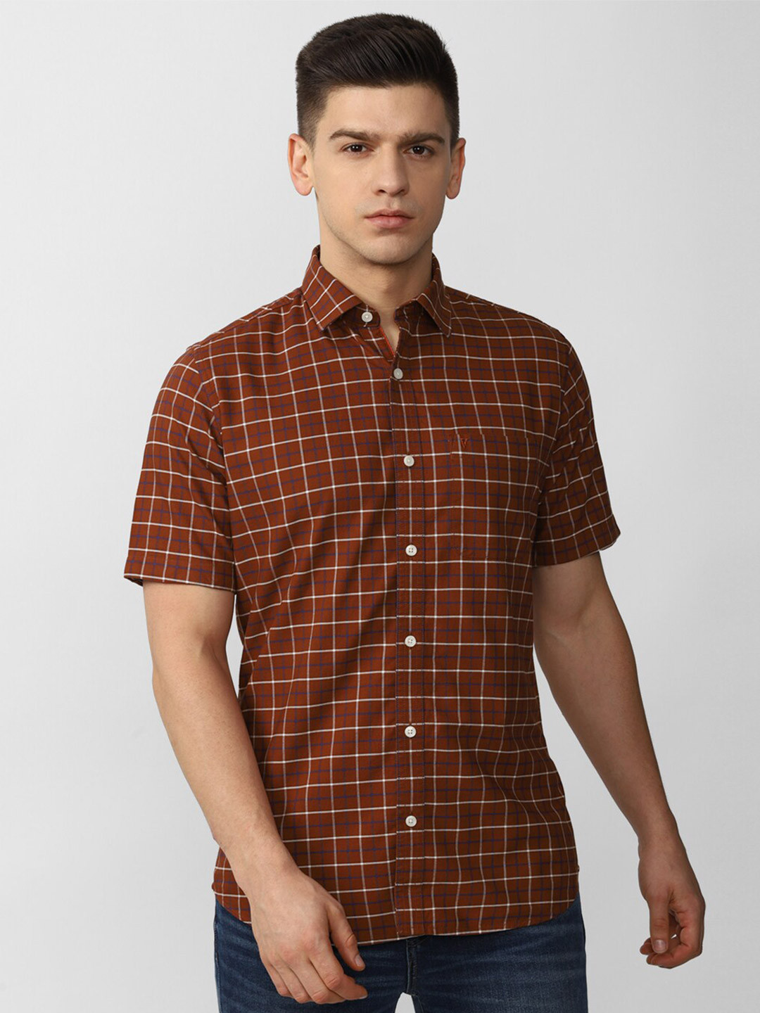 

Van Heusen Sport Men Brown Slim Fit Checked Casual Shirt