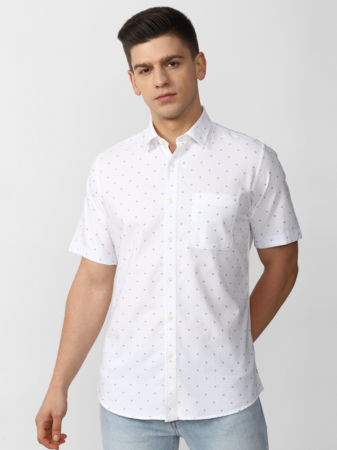 

Van Heusen Sport Men White Slim Fit Printed Casual Shirt