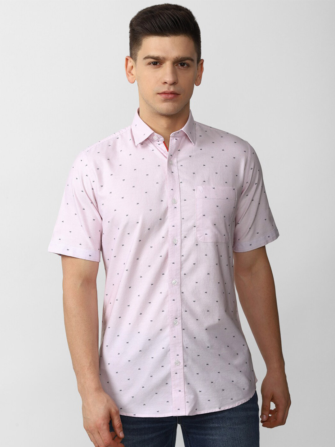 

Van Heusen Sport Men Pink Slim Fit Printed Casual Shirt