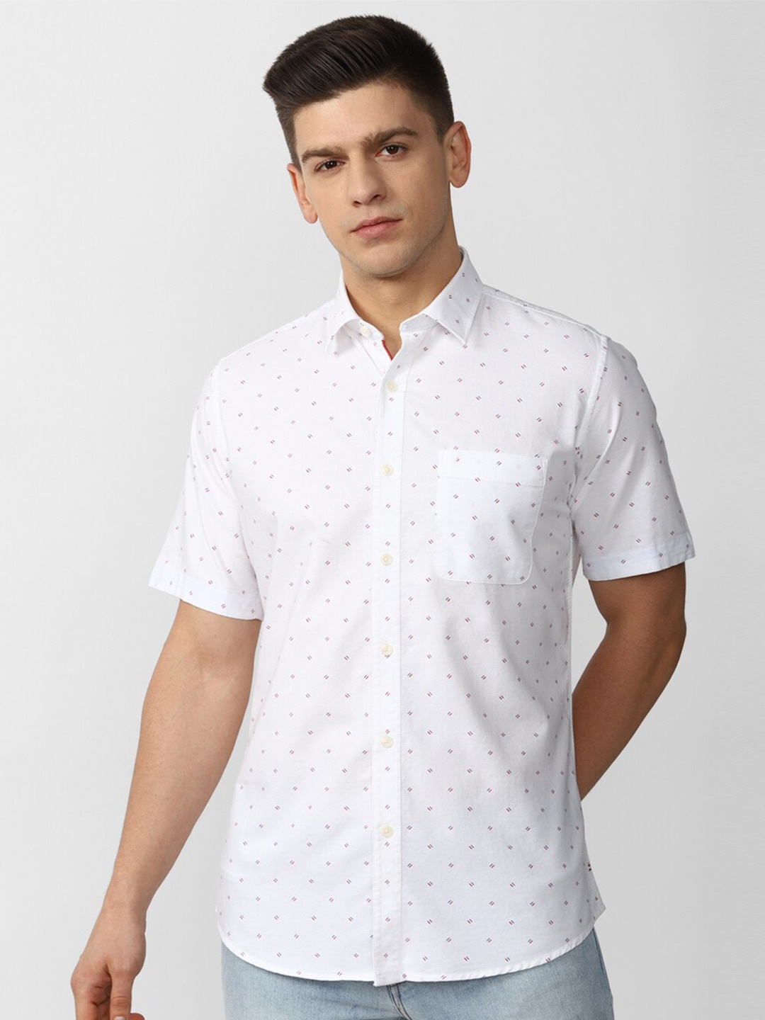 

Van Heusen Sport Men White Slim Fit Printed Casual Shirt