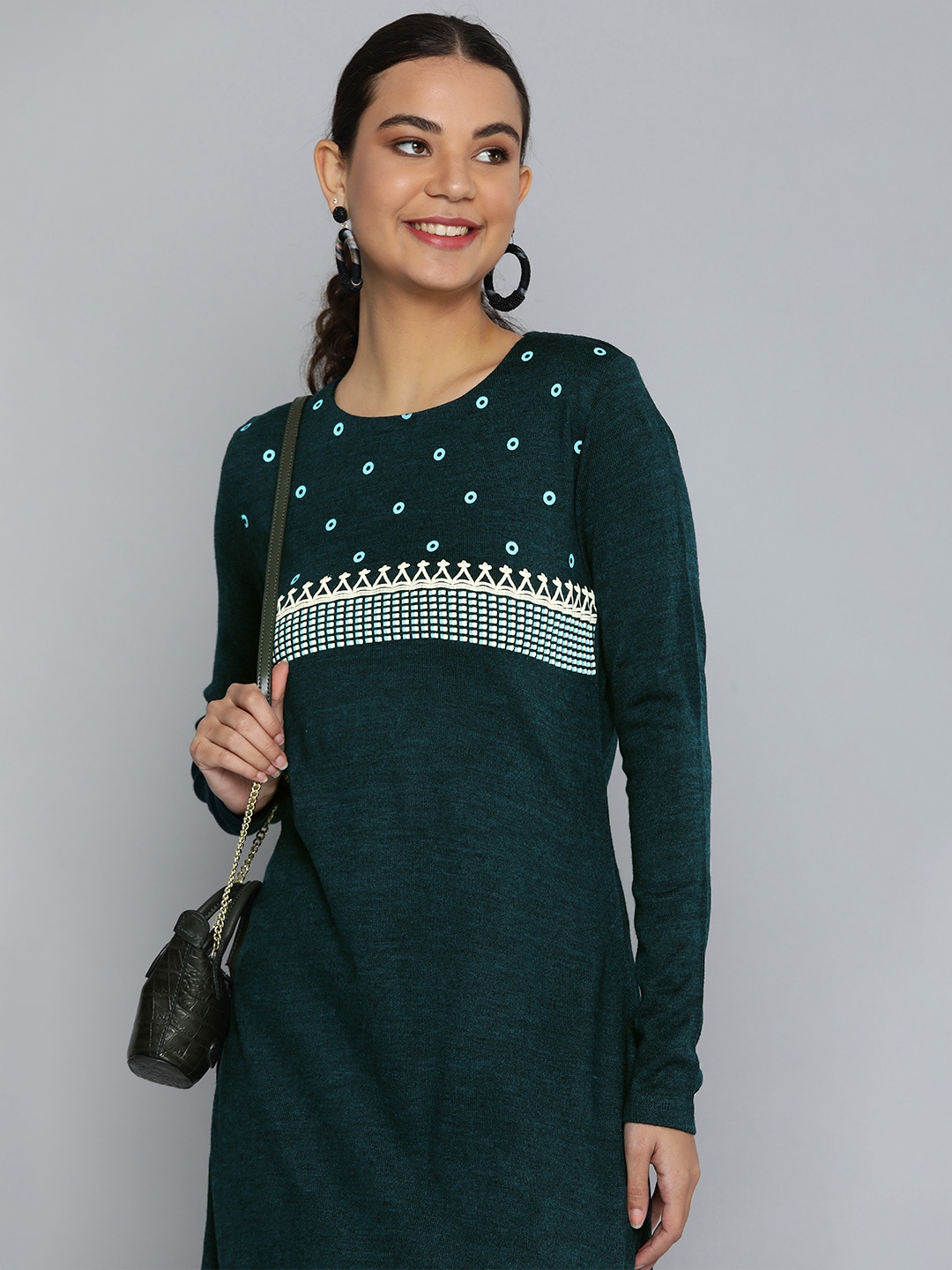

HERE&NOW Women Teal & White Geometric Printed Acrylic Winter Kurta