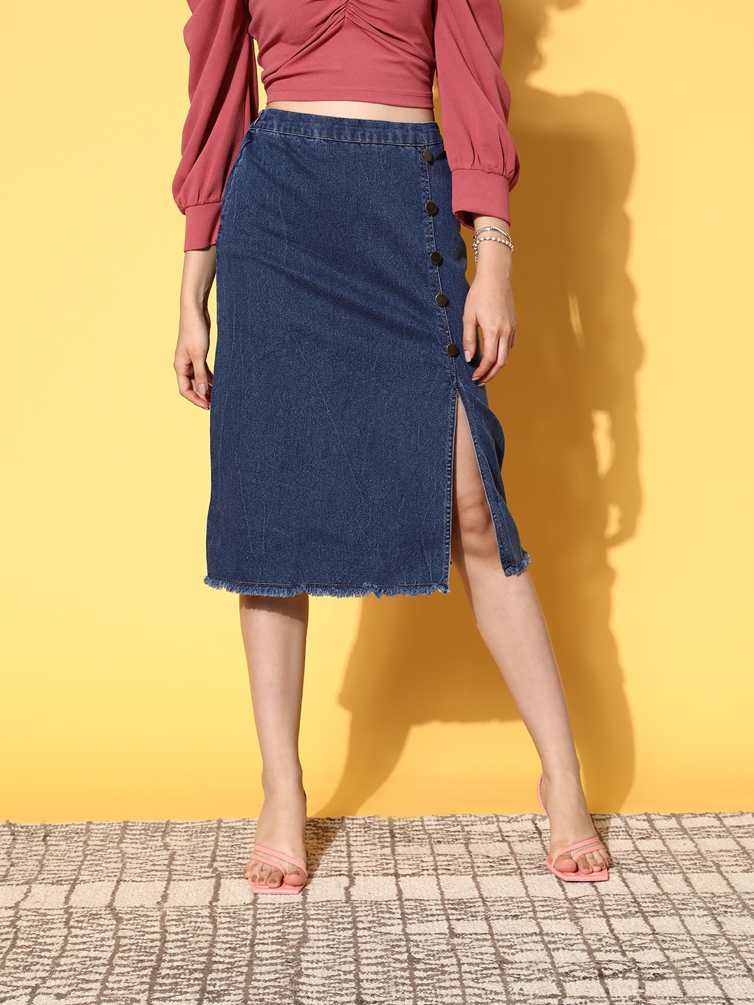 

plusS Stylish Blue Solid Roman Column Skirt