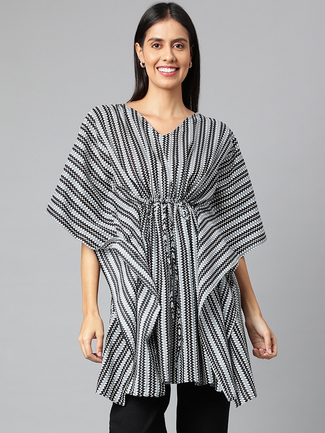 

FINSBURY LONDON Grey Striped Kaftan Dress