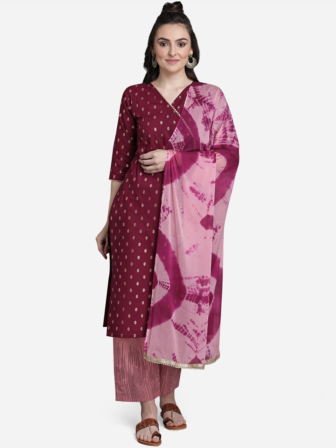 

MOKOSH Women Magenta Printed Angrakha Pure Cotton Kurti with Trousers & With Dupatta