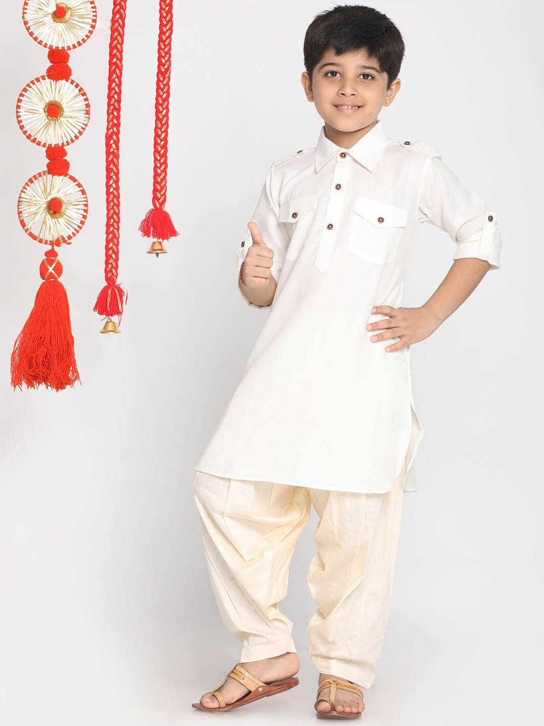 

VASTRAMAY Boys Cream-Coloured Pathani Kurta with Salwar