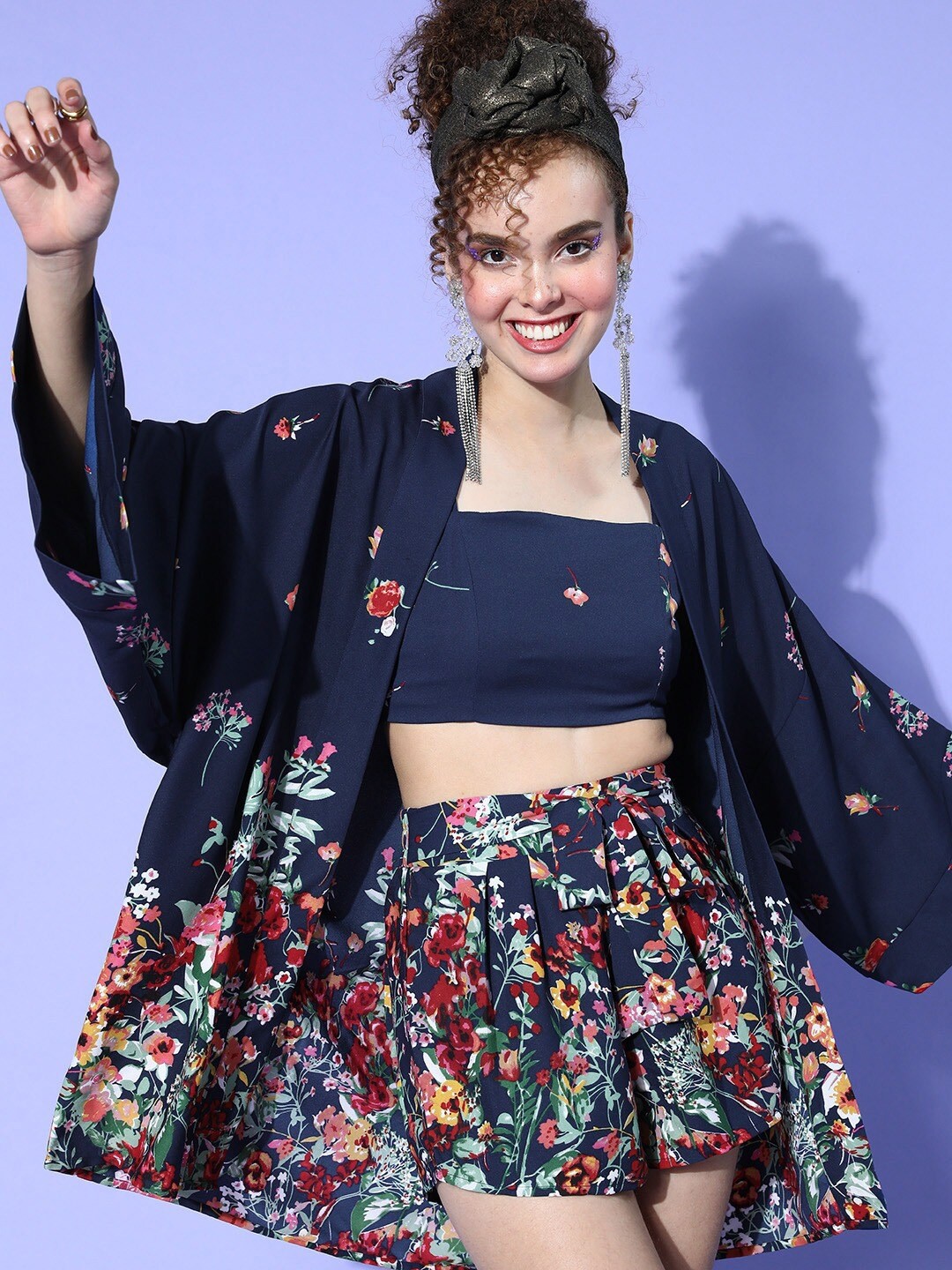 

Berrylush Women Navy Blue Printed Kimono Co-Ords