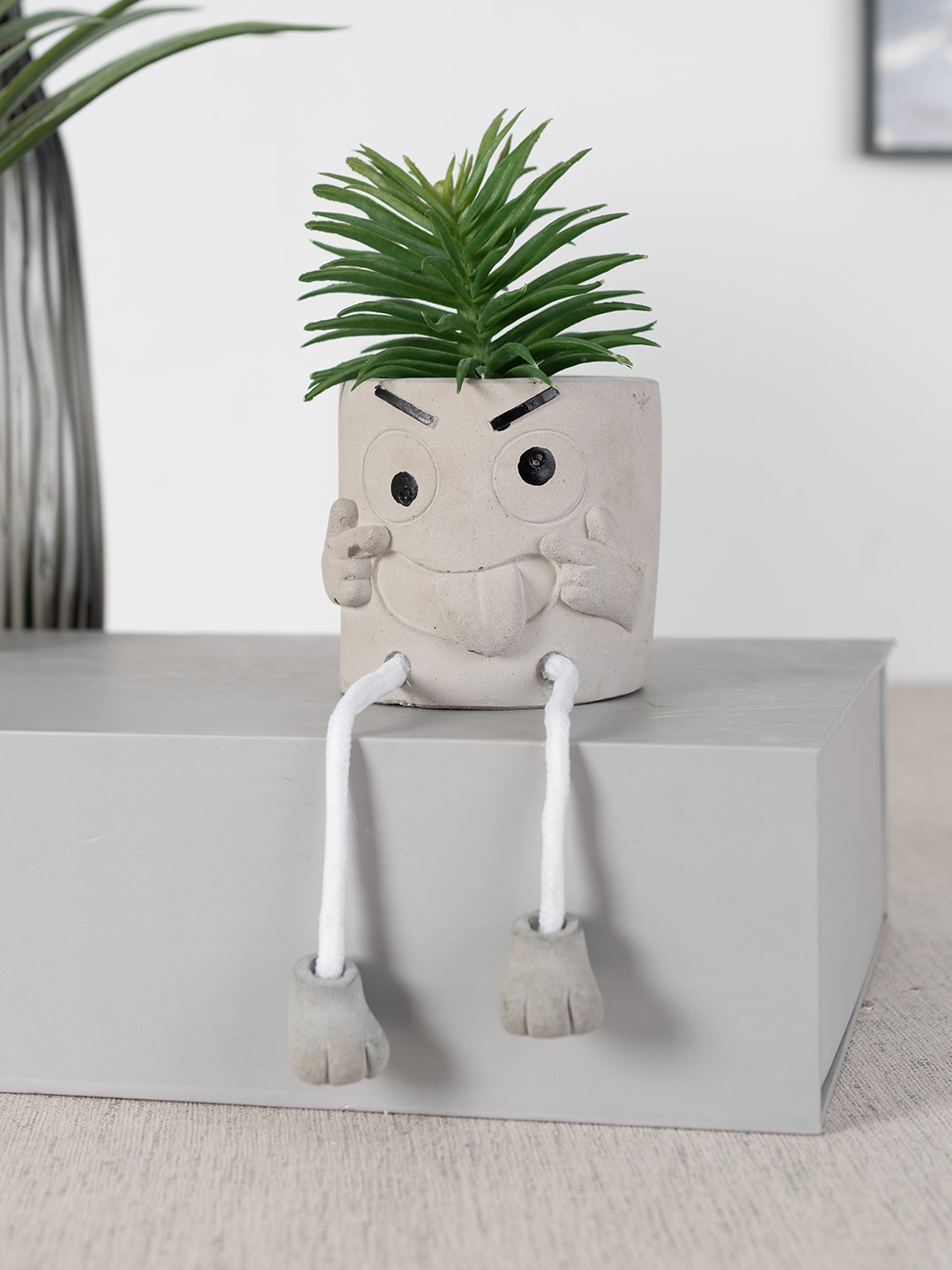 

HomeTown Green Artificial Bonsai Plants With White Pot